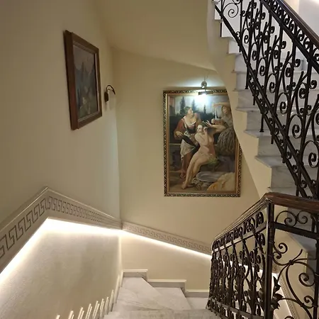 Royal 3* كرايوفا