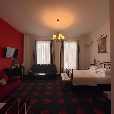 Royal Хотел 3*