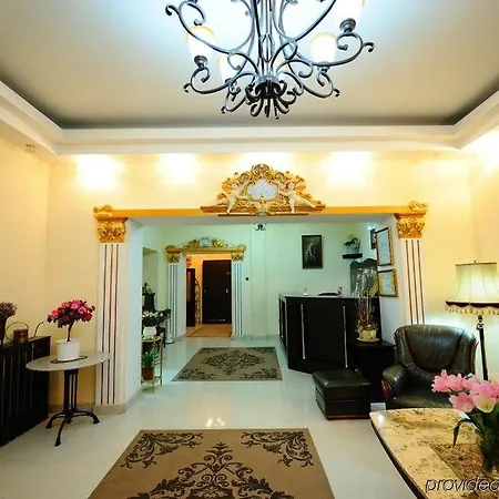 فندق Royal 3*