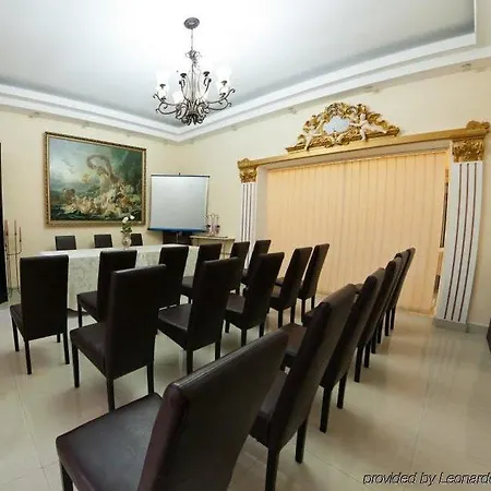 Хотел Royal Крайова
