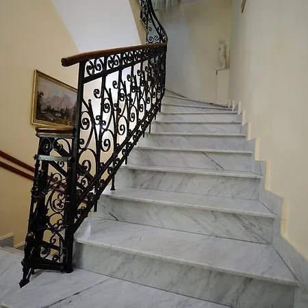 克拉约瓦皇家酒店 克拉奥华