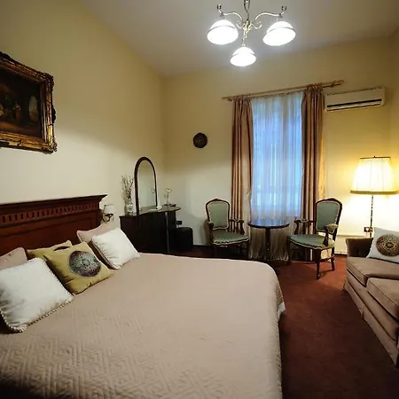 克拉约瓦皇家酒店 酒店 3*