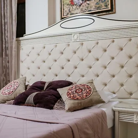 Royal فندق 3*