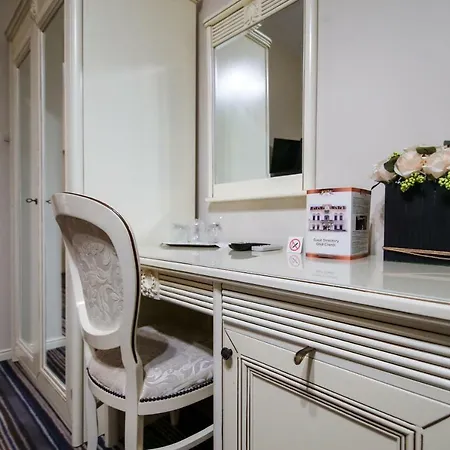 克拉约瓦皇家酒店 克拉奥华