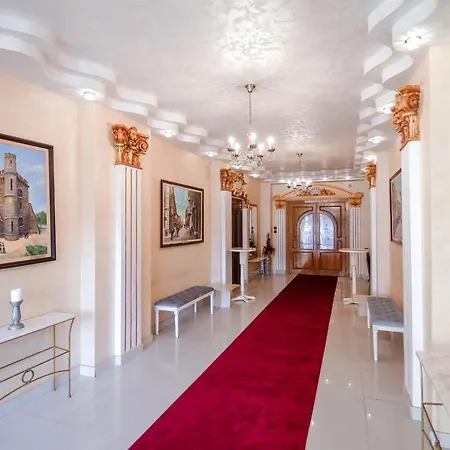 Hotel Royal 3*